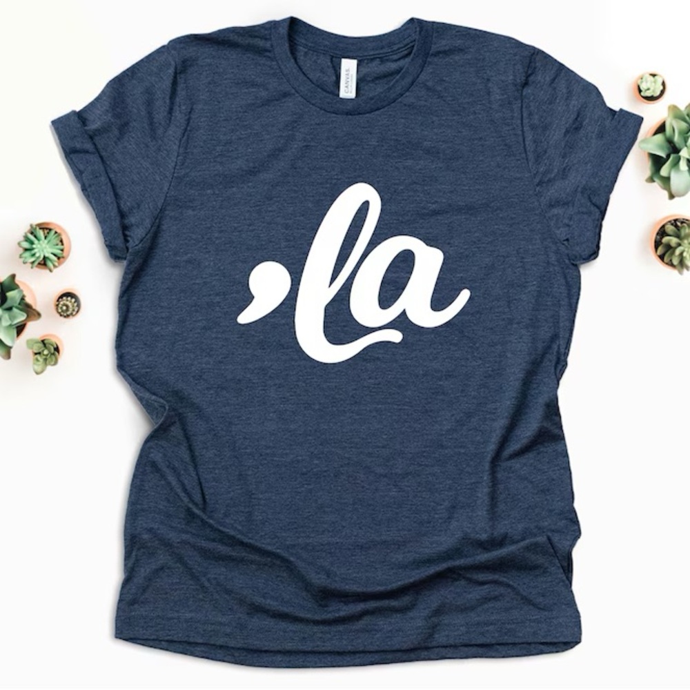 Kamala Shirt, Comma La Shirt, Kamala Harris Tee, Presidental Election 2024 Tee - Picture 4 of 5